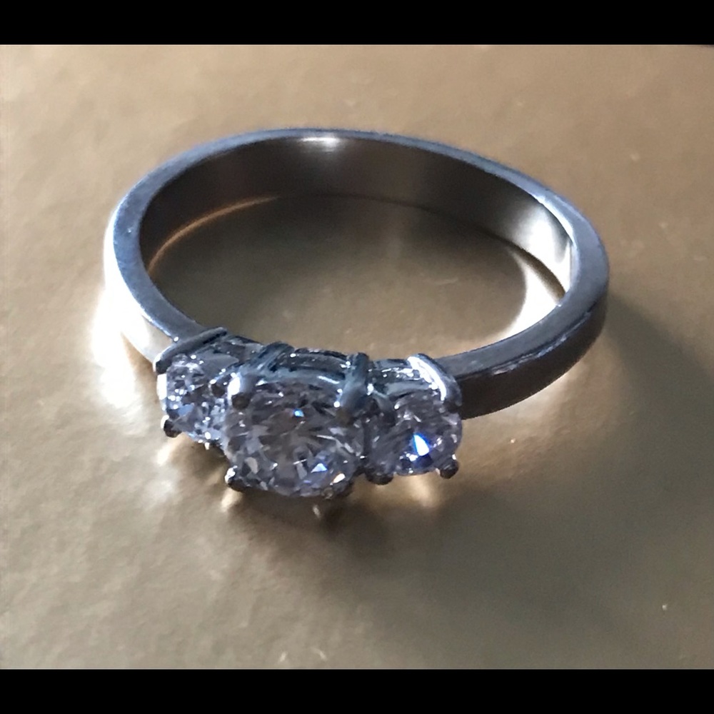 Silver Triple Round Cut CZ Gem Ring 10